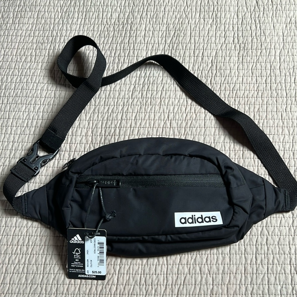 NWT Adidas core waist pack black